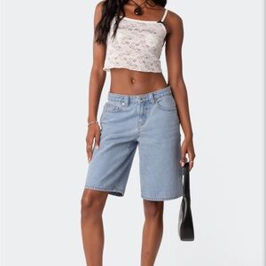 EDIKTED | Low Rise Bermuda Denim Carpenter Shorts